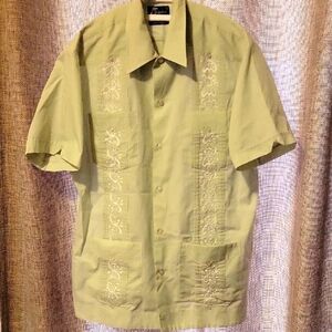 Vintage Olive Green Embroidered Short Sleeve Shirt